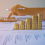 Calculatrice et graphiques financiers pour évaluer la rentabilité d'un placement